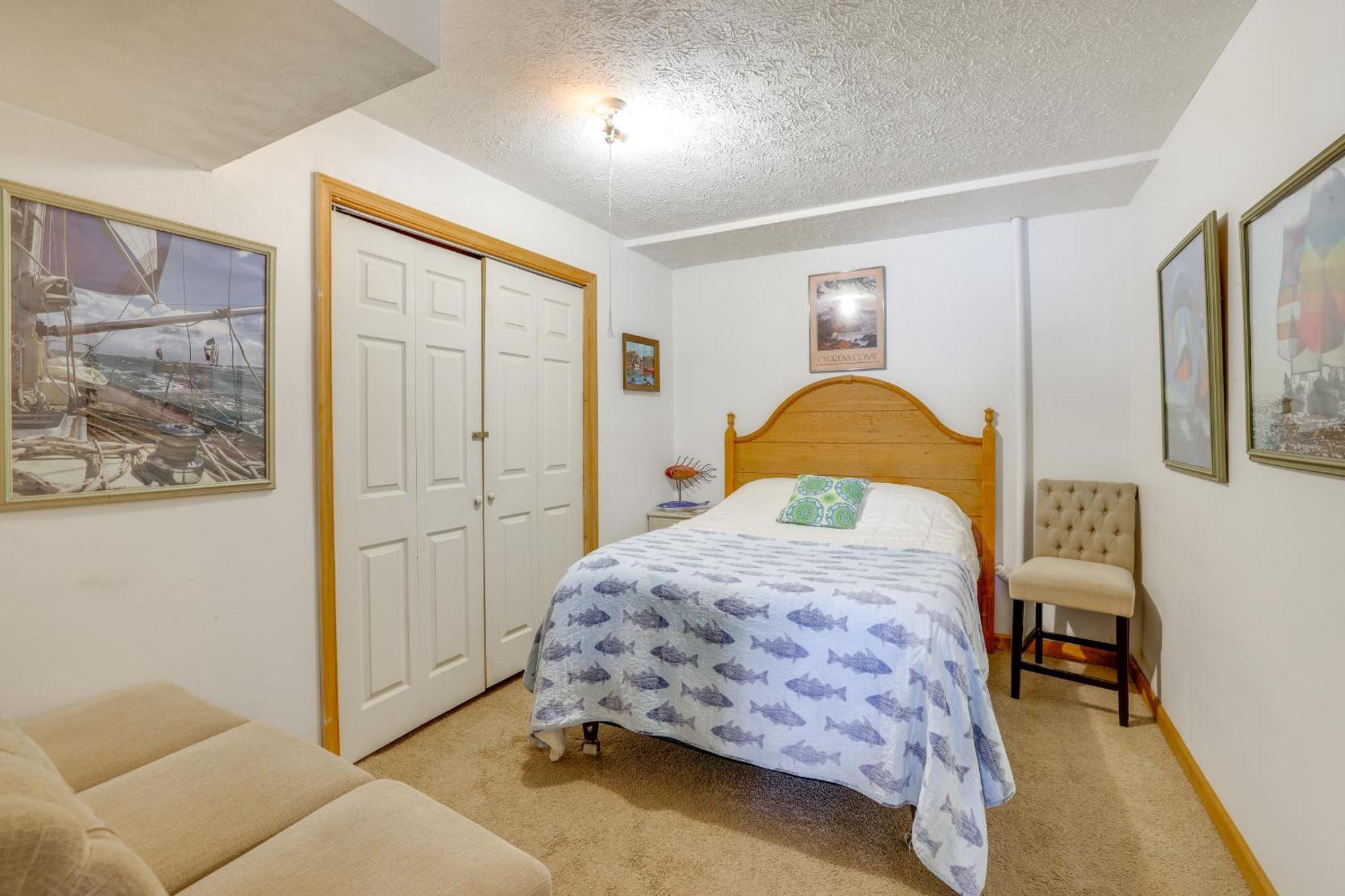 Smith Mountain Lake Retreat With Private Beach! Huddleston Екстериор снимка